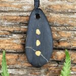 22ct Natural NZ West Coast Three Gold & Stone Pendant
